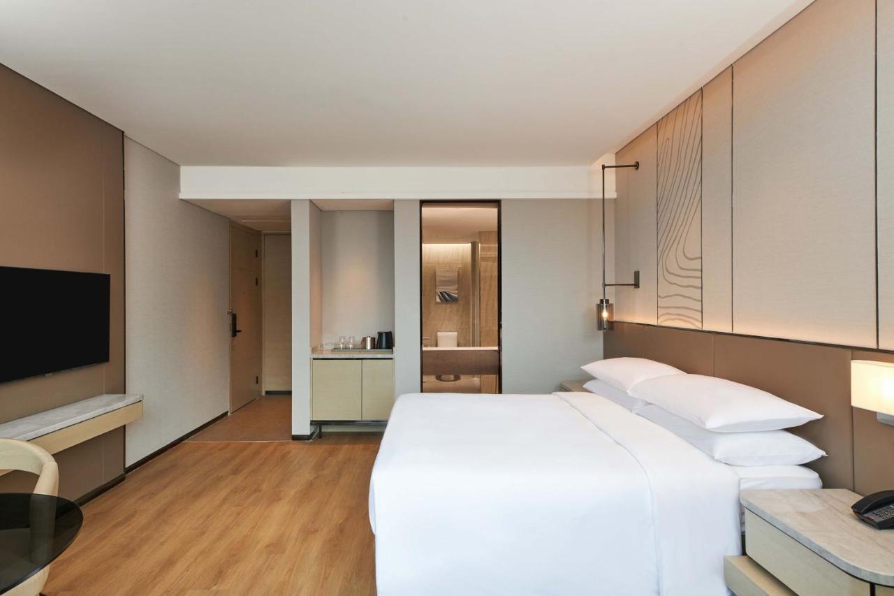 Courtyard By Marriott Changchun Buitenkant foto