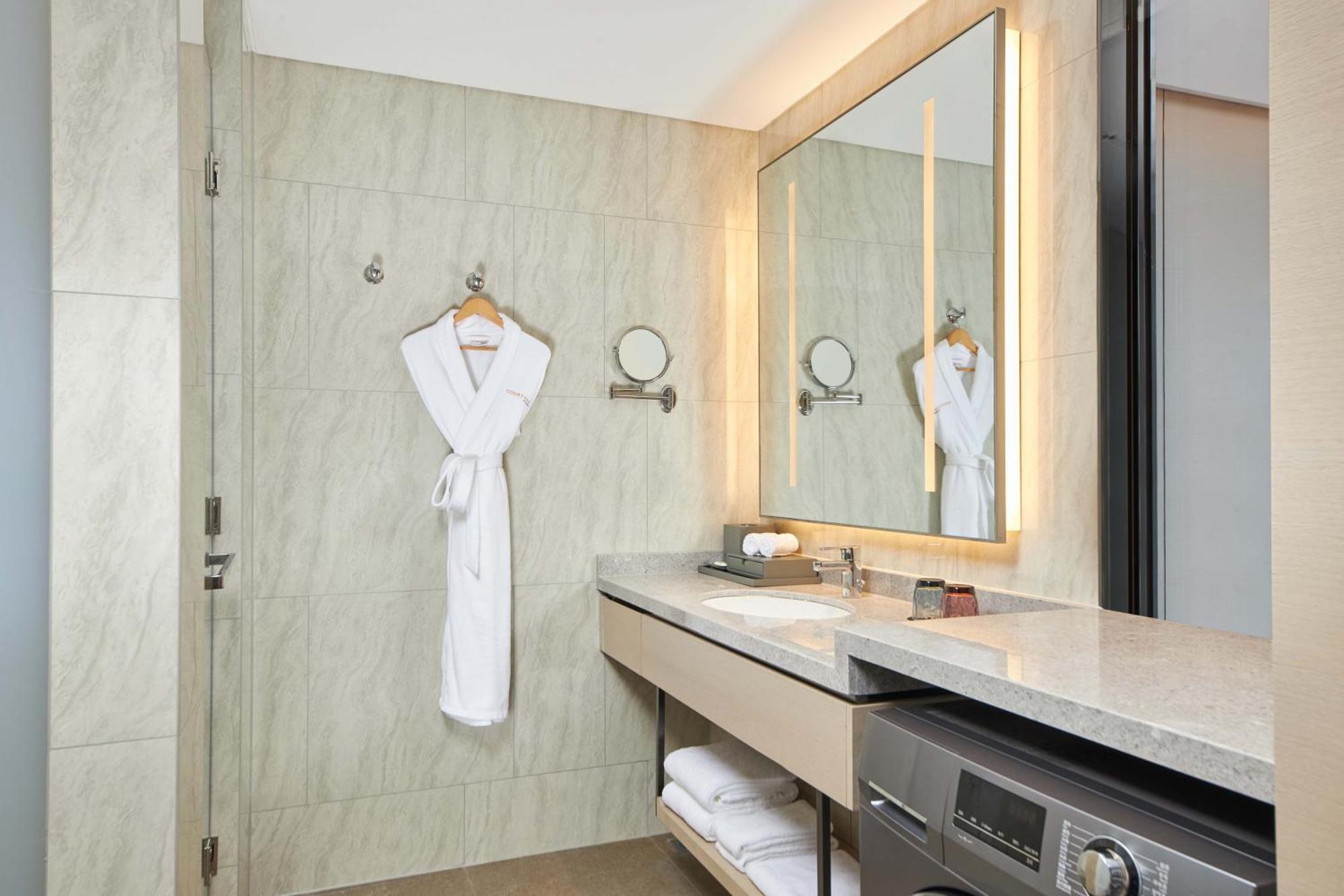 Courtyard By Marriott Changchun Buitenkant foto
