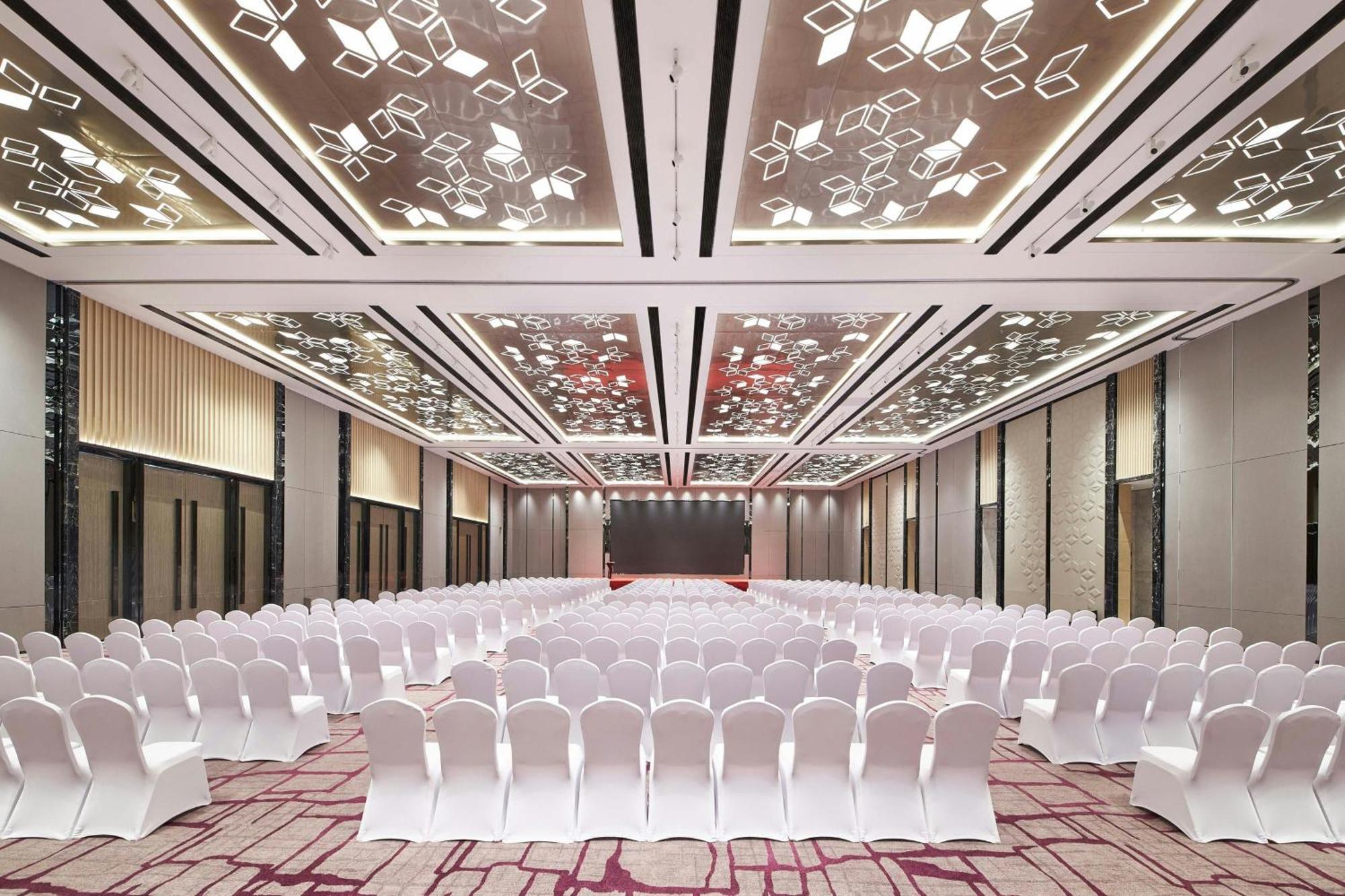 Courtyard By Marriott Changchun Buitenkant foto