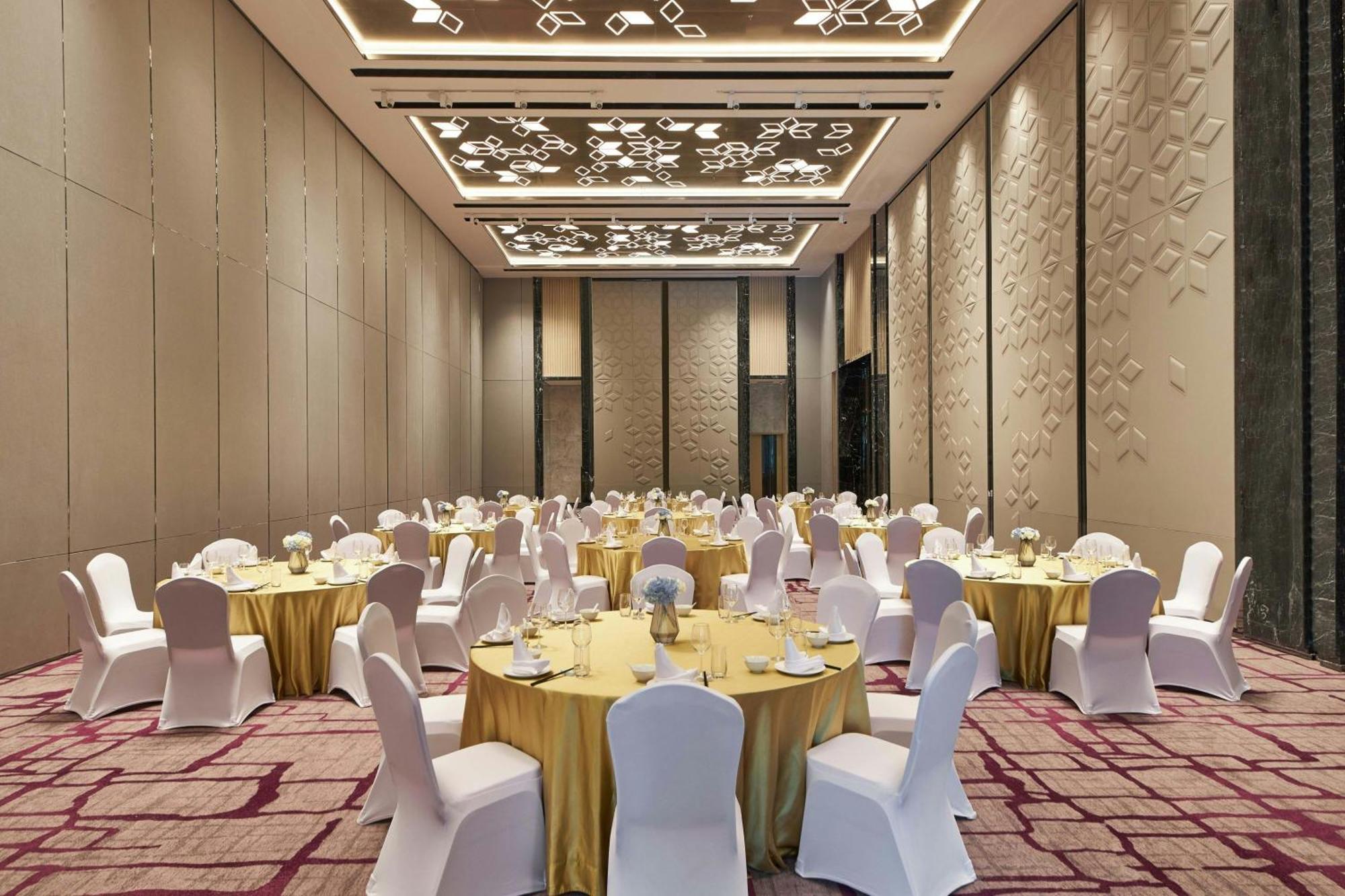 Courtyard By Marriott Changchun Buitenkant foto