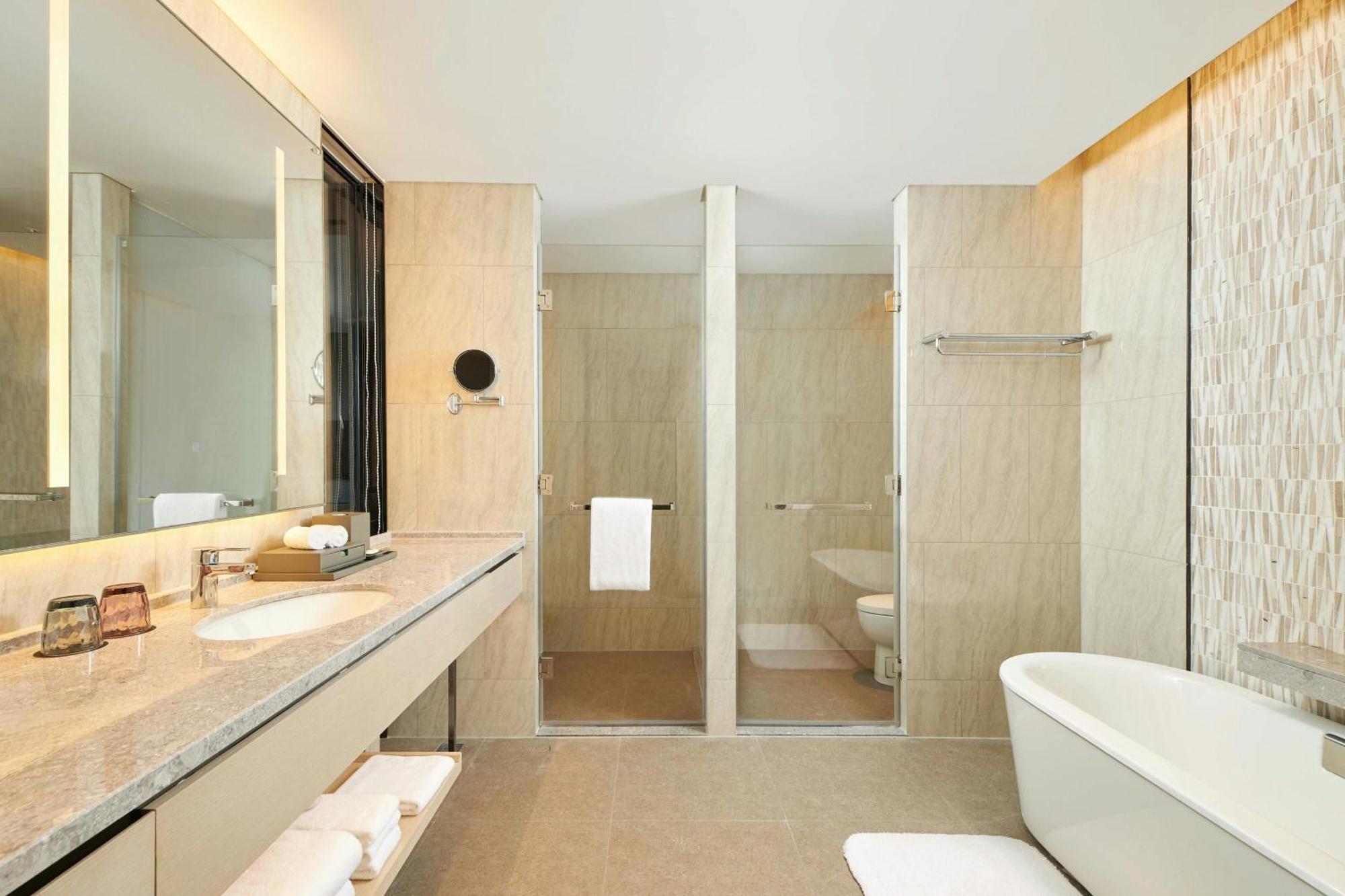 Courtyard By Marriott Changchun Buitenkant foto