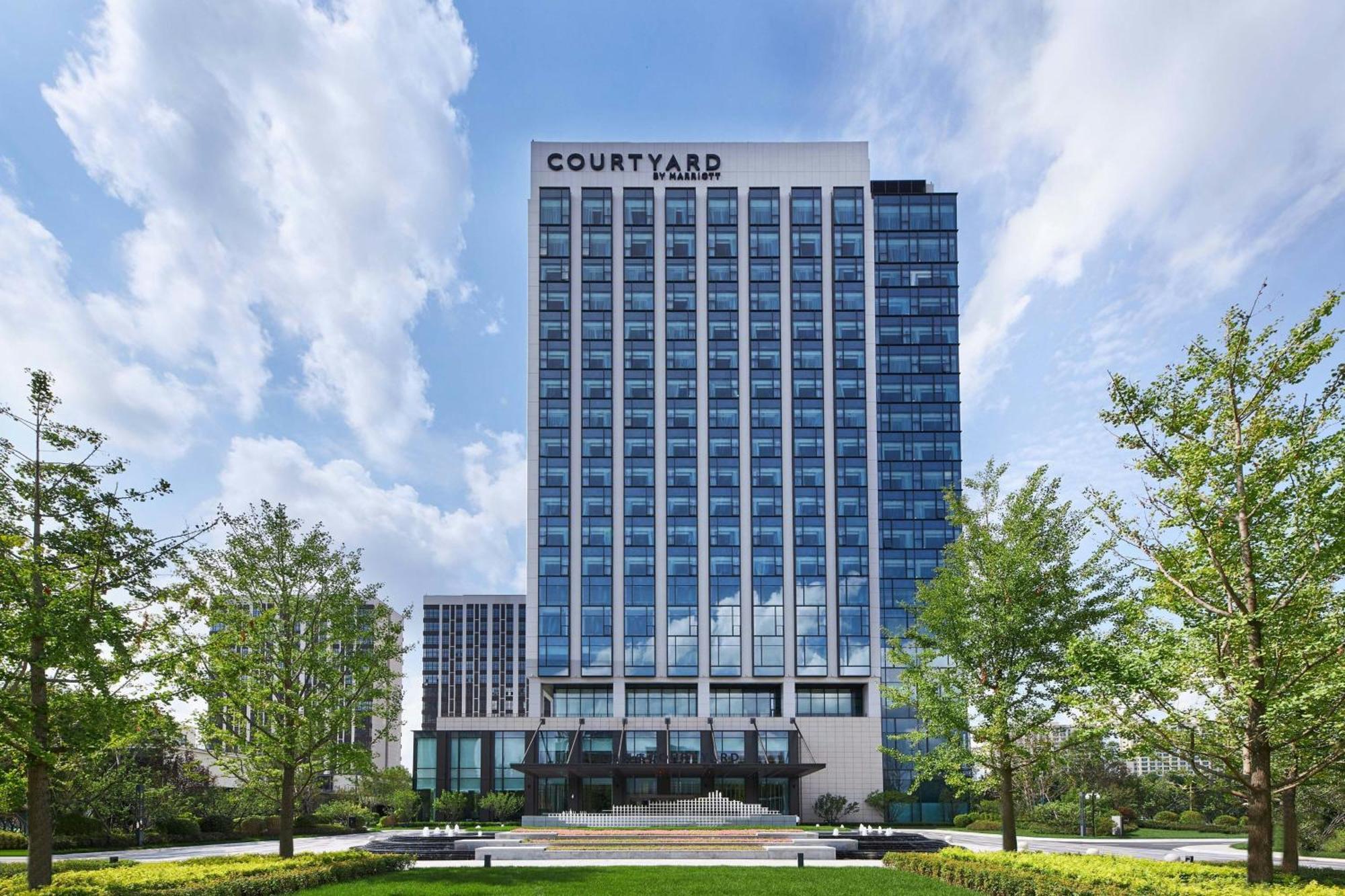 Courtyard By Marriott Changchun Buitenkant foto